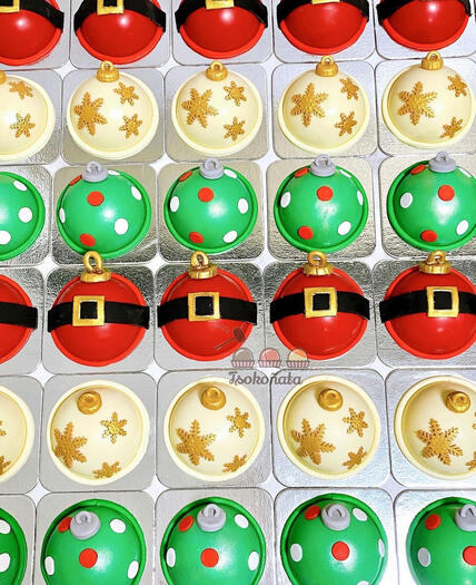 Mini Christmas Ball Chocolate Piñata Cake 2023