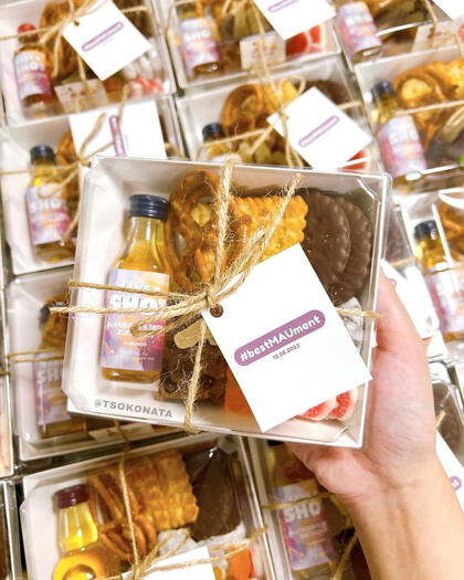 Globe Telecom Chocolate Piñata Cakes